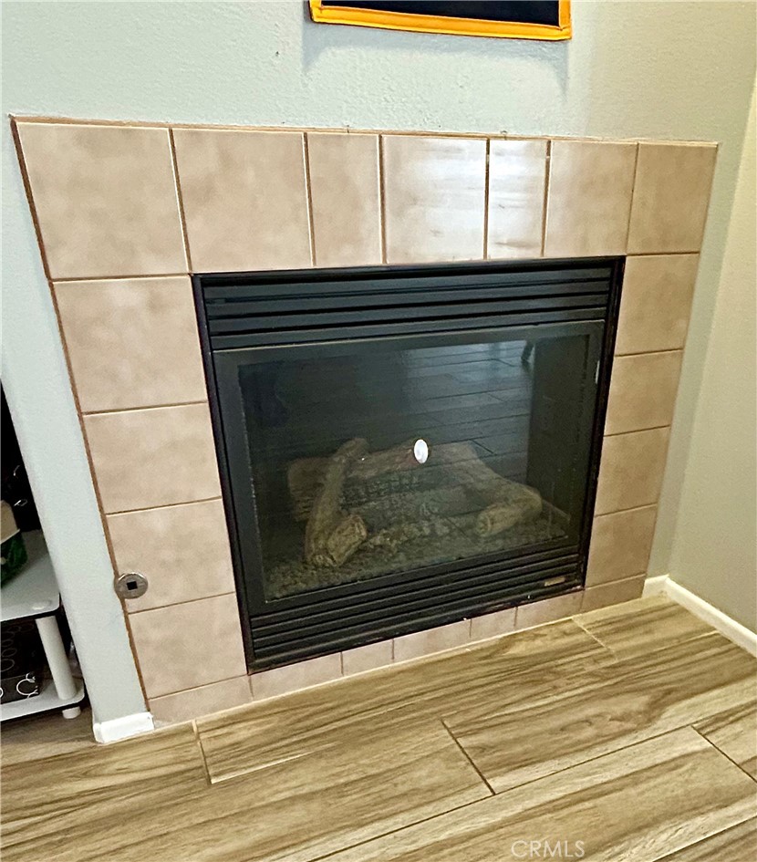 567 Botan Street Perris, CA 92571 - Photo 11 of 38 a view of living room