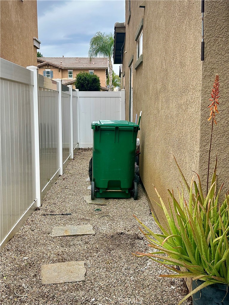 567 Botan Street Perris, CA 92571 - Photo 37 of 38 a view of a backyard of a house