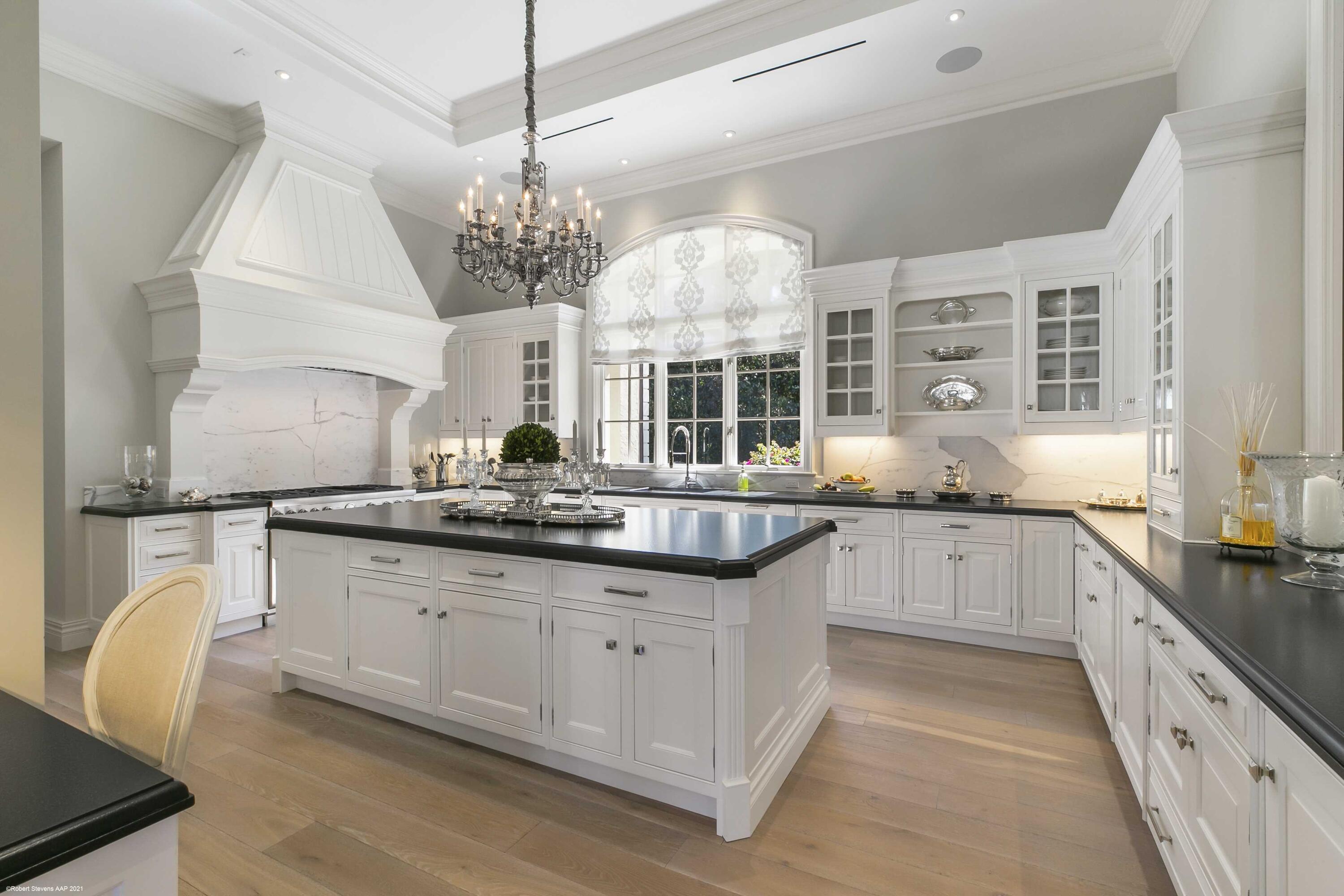 146 Bears Club Drive Jupiter, FL 33477 - Photo 31 of 115 Kitchen