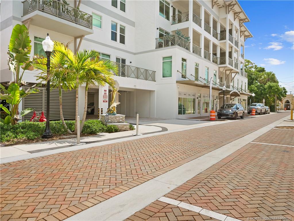 41 Southwest Seminole Street, Unit 208 Stuart, FL 34994 - Photo 44 of 46