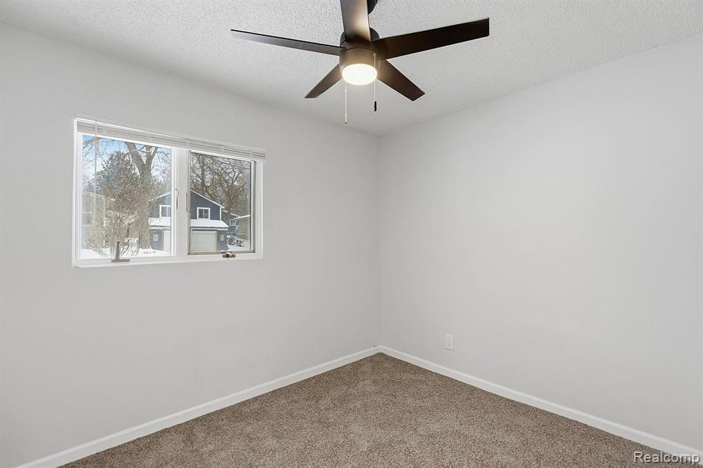 11341 Ember Road Davisburg, MI 48350 - Photo 18 of 36 Gallery Image 18