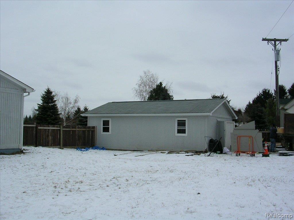 5890 Bowers Road Imlay City, MI 48444 - Photo 3 of 12 DSCN7947
