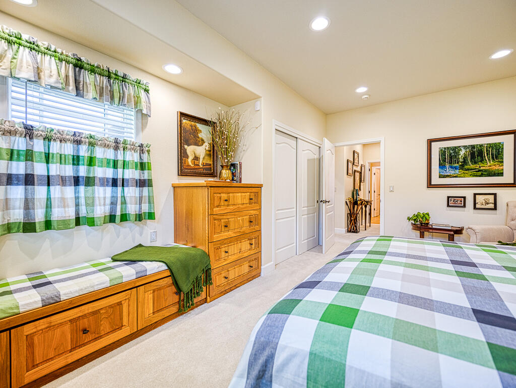 6447 Cooper's Hawk Road Klamath Falls, OR 97601 - Photo 68 of 80 Coopers Hawk-73