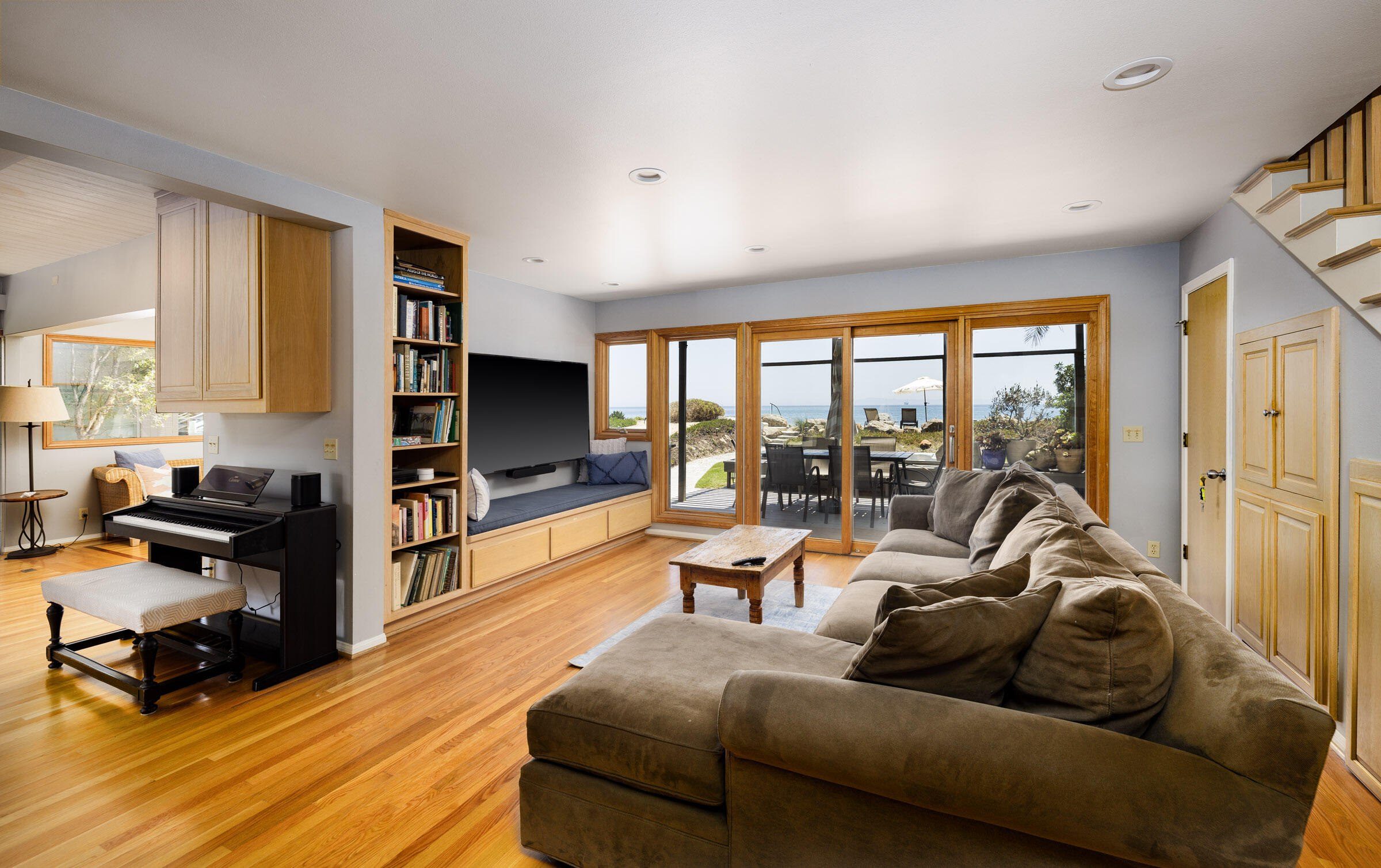 4499 Del Mar Avenue Carpinteria, CA 93013 - Photo 14 of 30 4499 Del Mar_0015