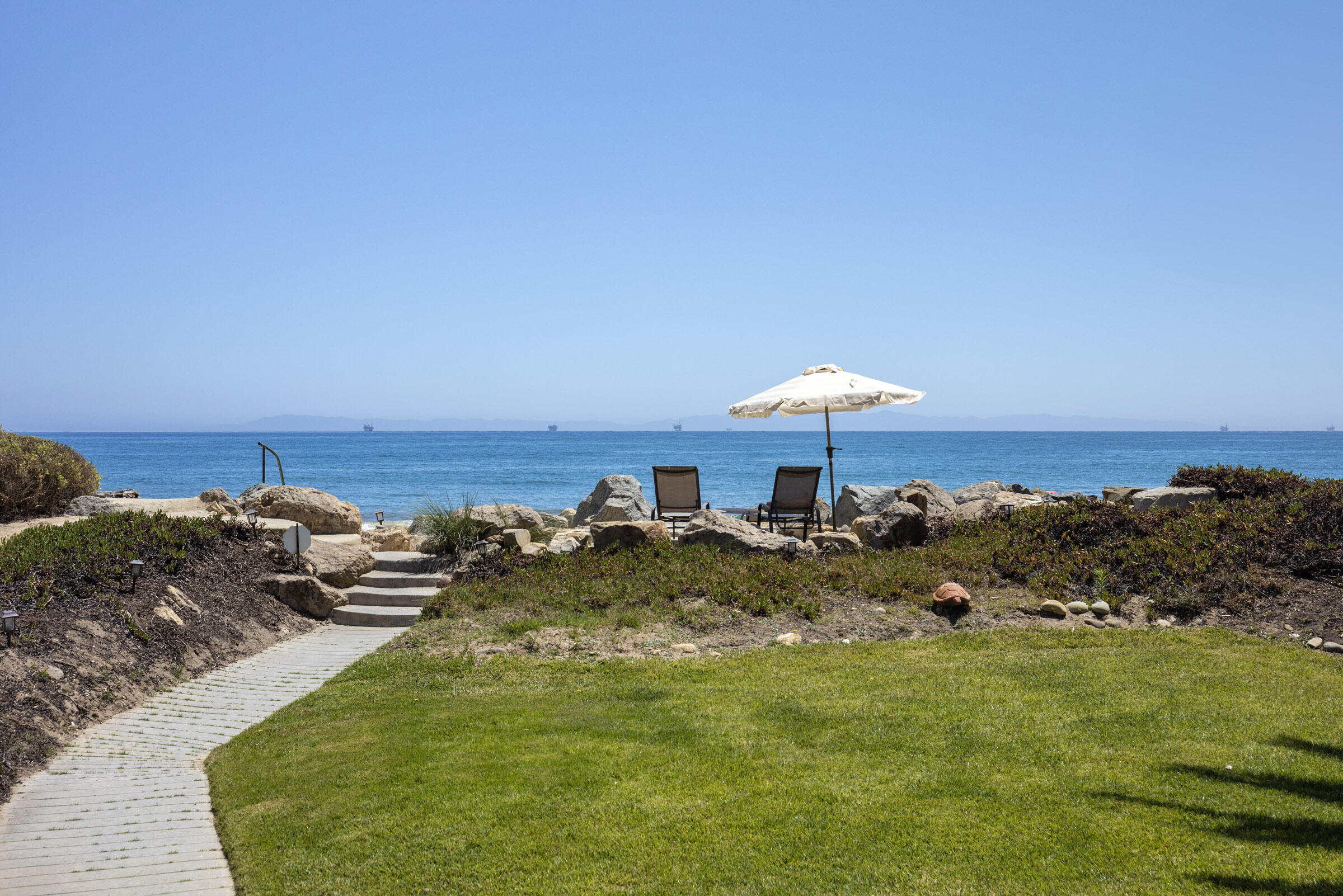 4499 Del Mar Avenue Carpinteria, CA 93013 - Photo 9 of 30 4499 Del Mar_0010