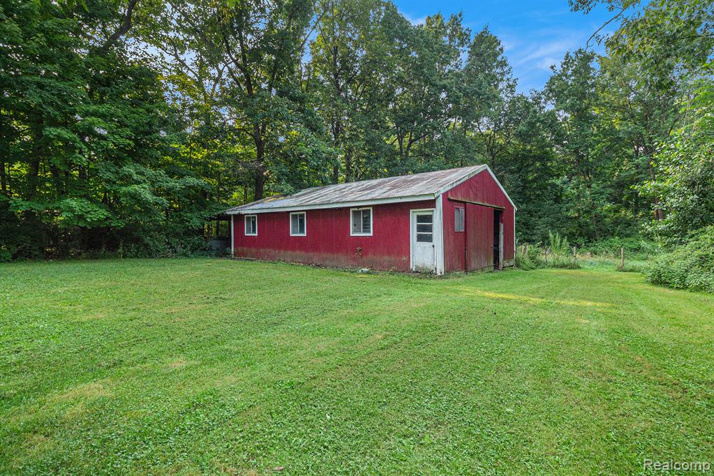 5195 Merwin Road Lapeer, MI 48446 - Photo 17 of 22