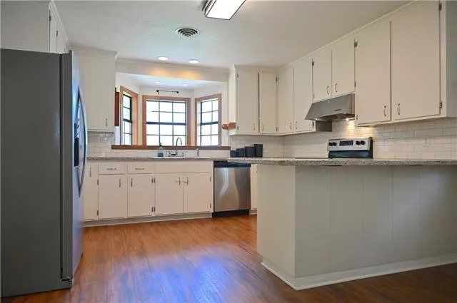 $189,900 | 4227 East Main Street, Hessmer, LA 71341