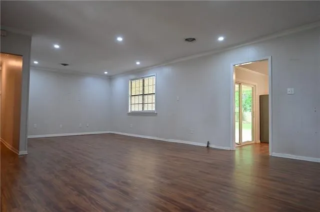 $189,900 | 4227 East Main Street, Hessmer, LA 71341