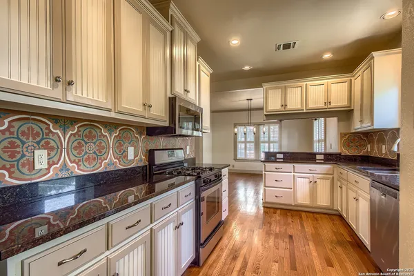 $700,000 | 410 Kokomo Street, Alamo Heights, TX 78209