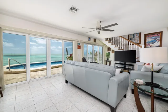 $2,399,000 | 11399 6th Ave Ocean, Marathon, FL 33050