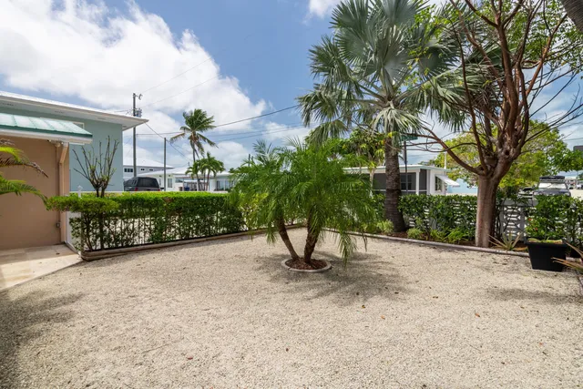 $2,399,000 | 11399 6th Ave Ocean, Marathon, FL 33050