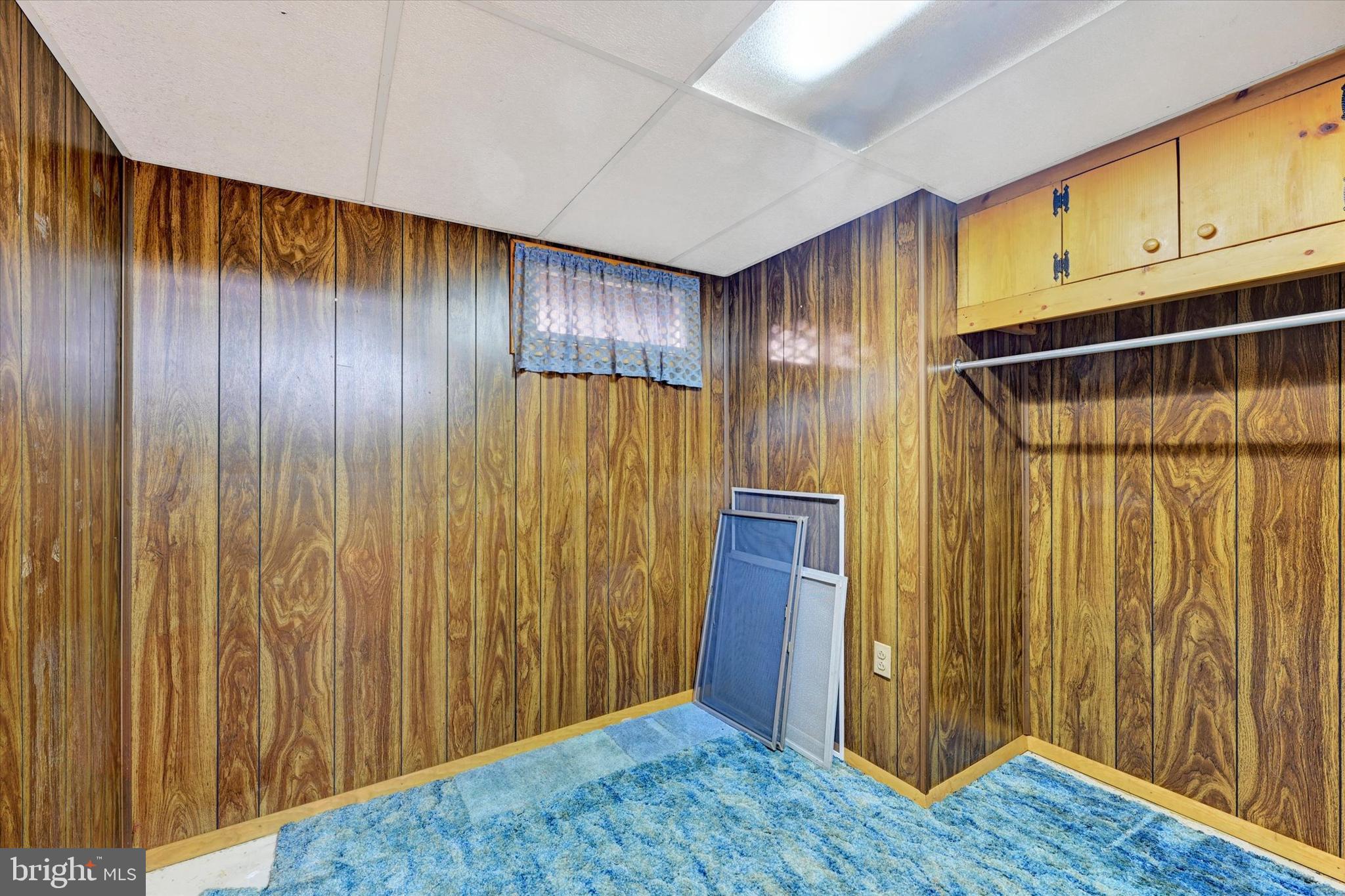 7437 New Cut Road Kingsville, MD 21087 - Photo 26 of 56 a view of walk in closet