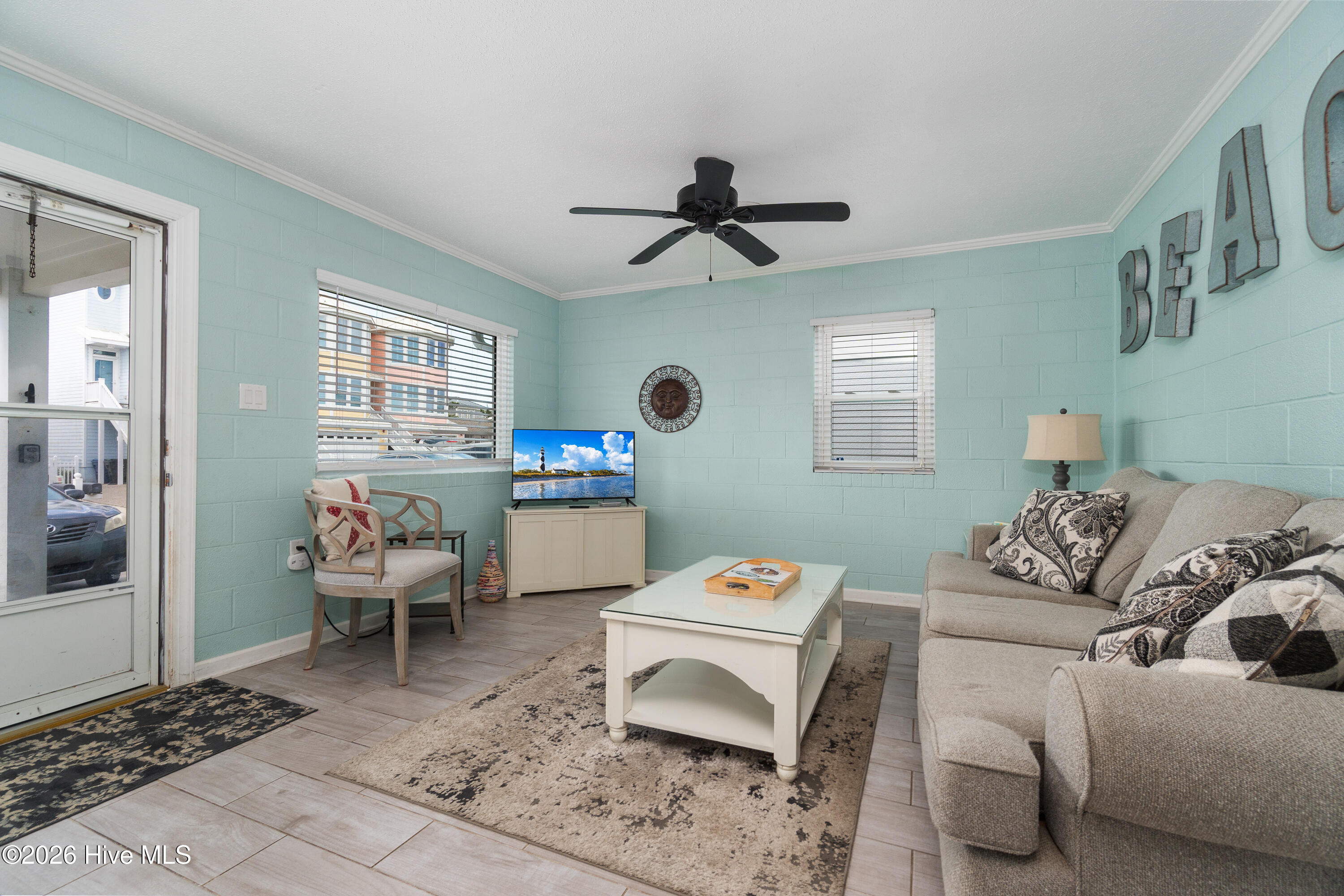 207 East Terminal Boulevard Atlantic Beach, NC 28512 - Photo 6 of 69 Great Room View