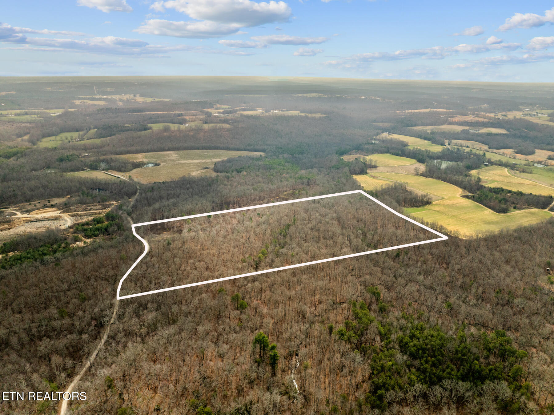 20-acres 20-acres Barbee Cemetery Road Pikeville, TN 37367 - Photo 22 of 33 Pikeville TN 20 acres Lot Line (8)