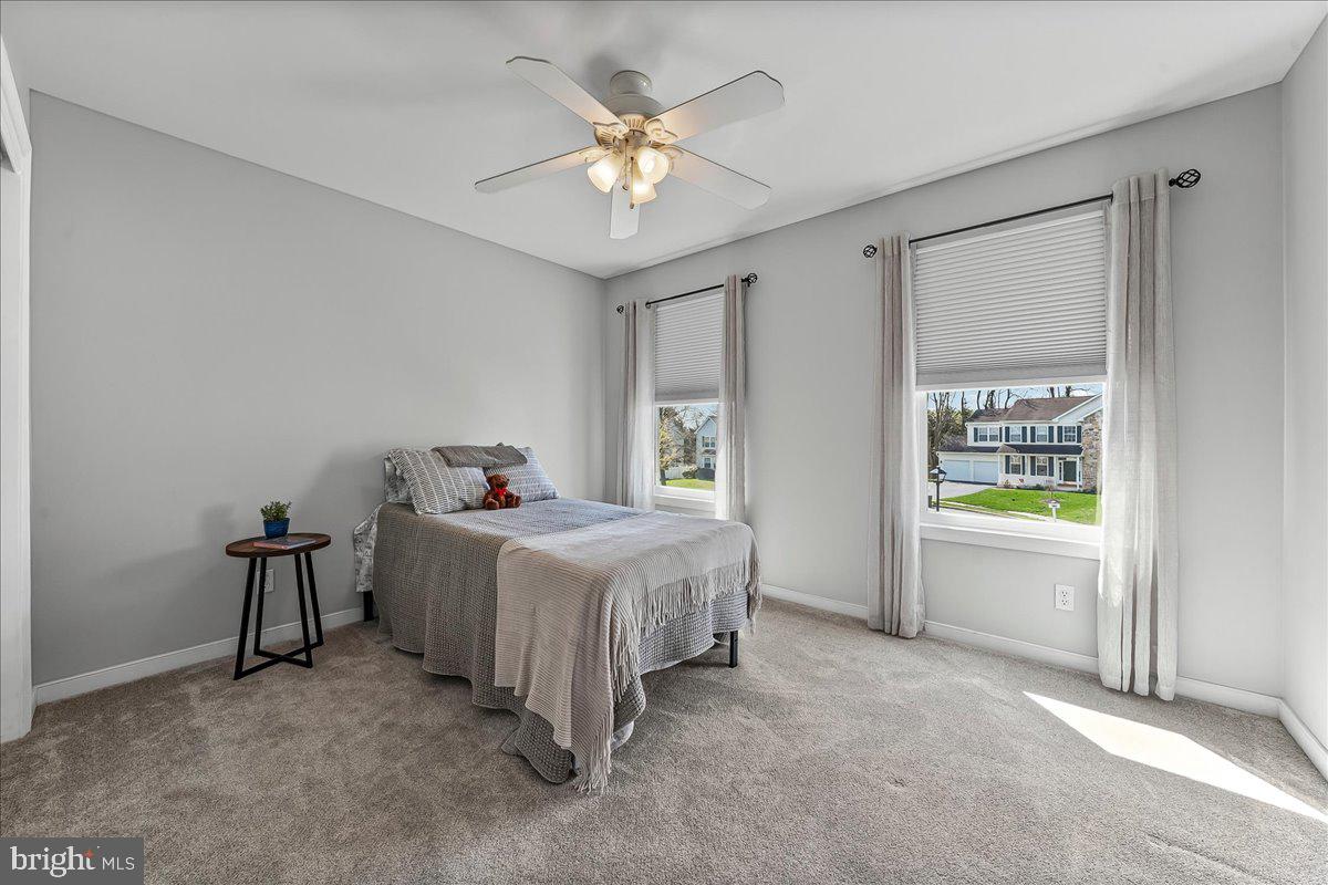 605 Barclay Circle Springfield, PA 19064 - Photo 22 of 30 2nd Bedroom