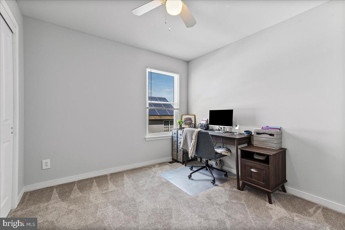 605 Barclay Circle Springfield, PA 19064 - Photo 23 of 30 3rd Bedroom
