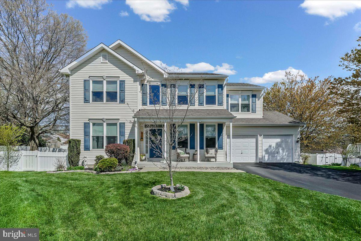 605 Barclay Circle Springfield, PA 19064 - Photo 3 of 30