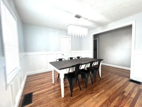 $290,000 | 504 South Main Street, Waldron, IN 46182