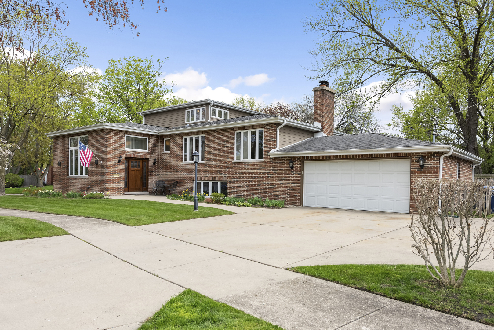 696 Lombardy Lane Deerfield, IL 60015 - Photo 1 of 26
