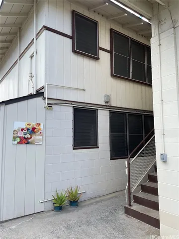 a view of an entryway