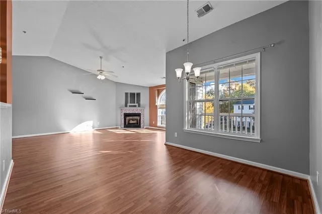 $164,900 | 3702 Cotswold Terrace, Unit 3C, Greensboro, NC 27410