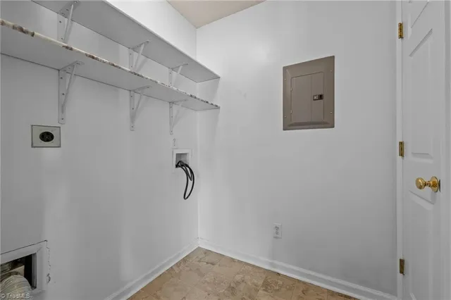 $164,900 | 3702 Cotswold Terrace, Unit 3C, Greensboro, NC 27410