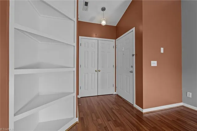 $164,900 | 3702 Cotswold Terrace, Unit 3C, Greensboro, NC 27410