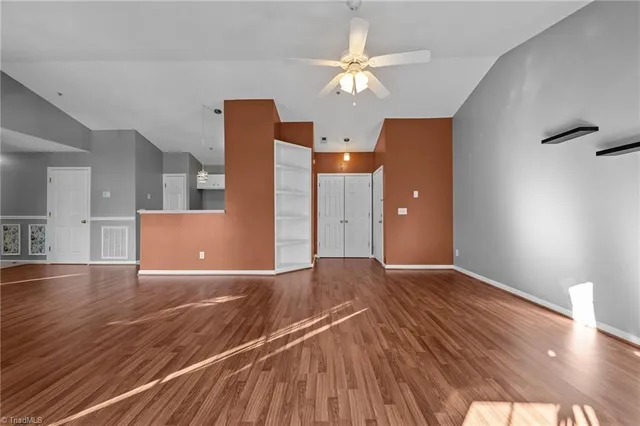 $164,900 | 3702 Cotswold Terrace, Unit 3C, Greensboro, NC 27410