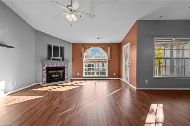 $164,900 | 3702 Cotswold Terrace, Unit 3C, Greensboro, NC 27410