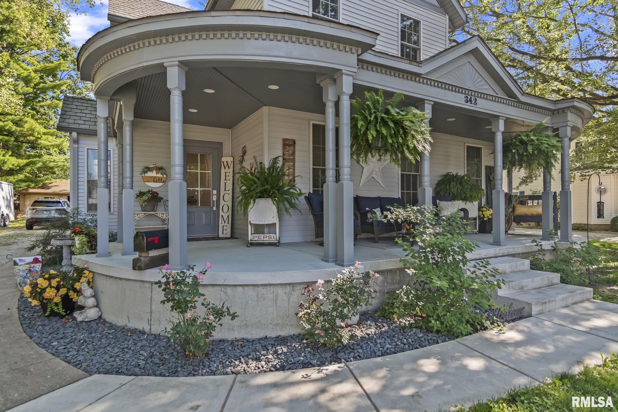 342 West Prairie Street Waverly, IL 62692 - Photo 4 of 40