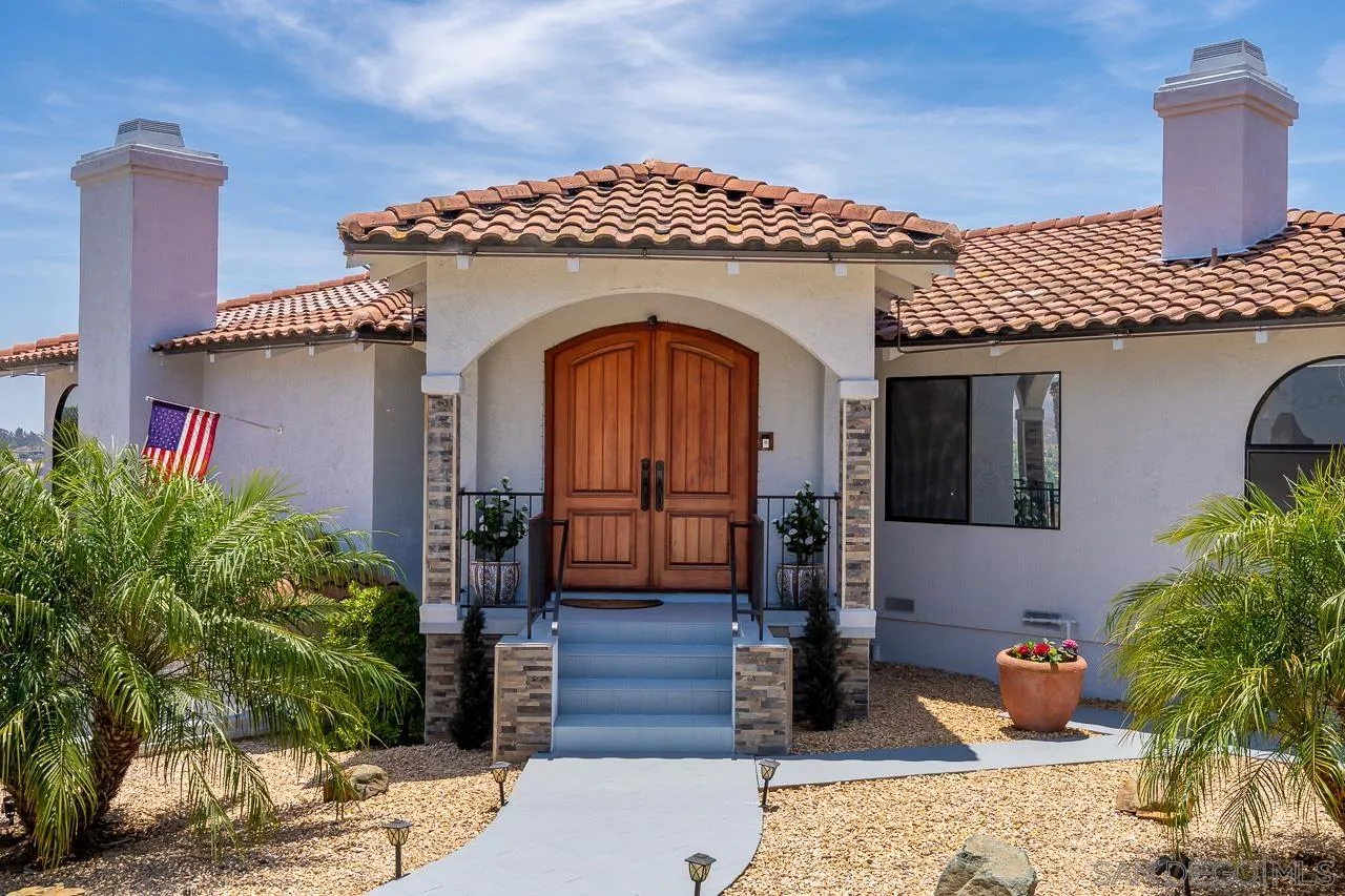 7087 Rancho Santa Fe View Court Rancho Santa Fe, CA 92067 - Photo 3 of 56