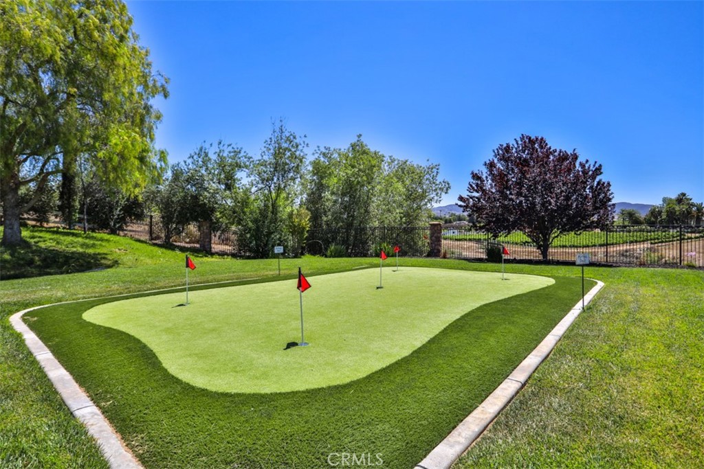 39520 Colleen Way Temecula, CA 92592 - Photo 41 of 75