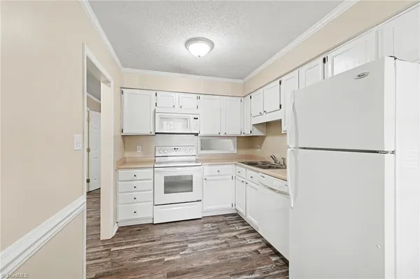 $1,750 | 4625 Lawndale Drive, Greensboro, NC 27455