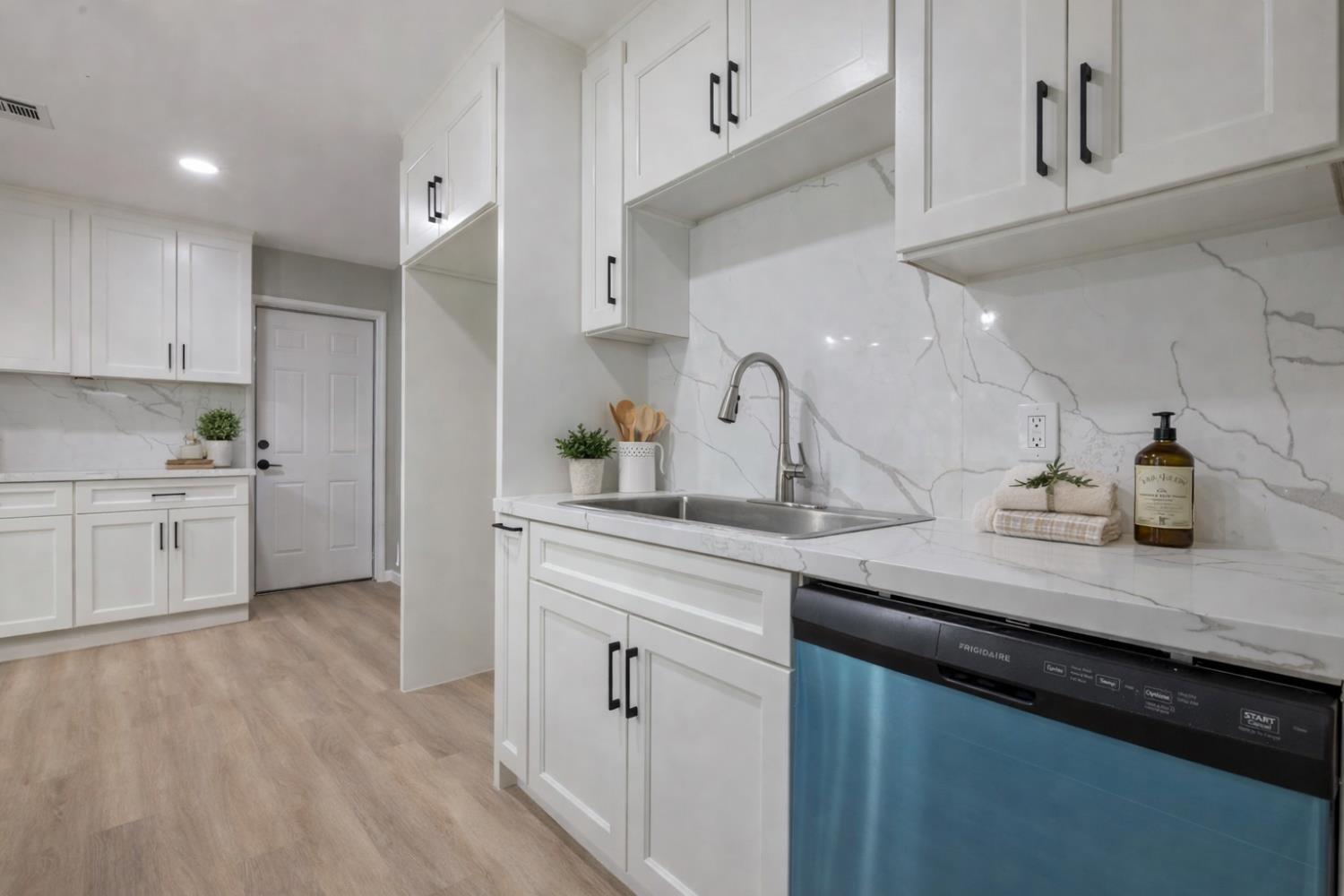 2423 West Swain Road Stockton, CA 95207 - Photo 11 of 36