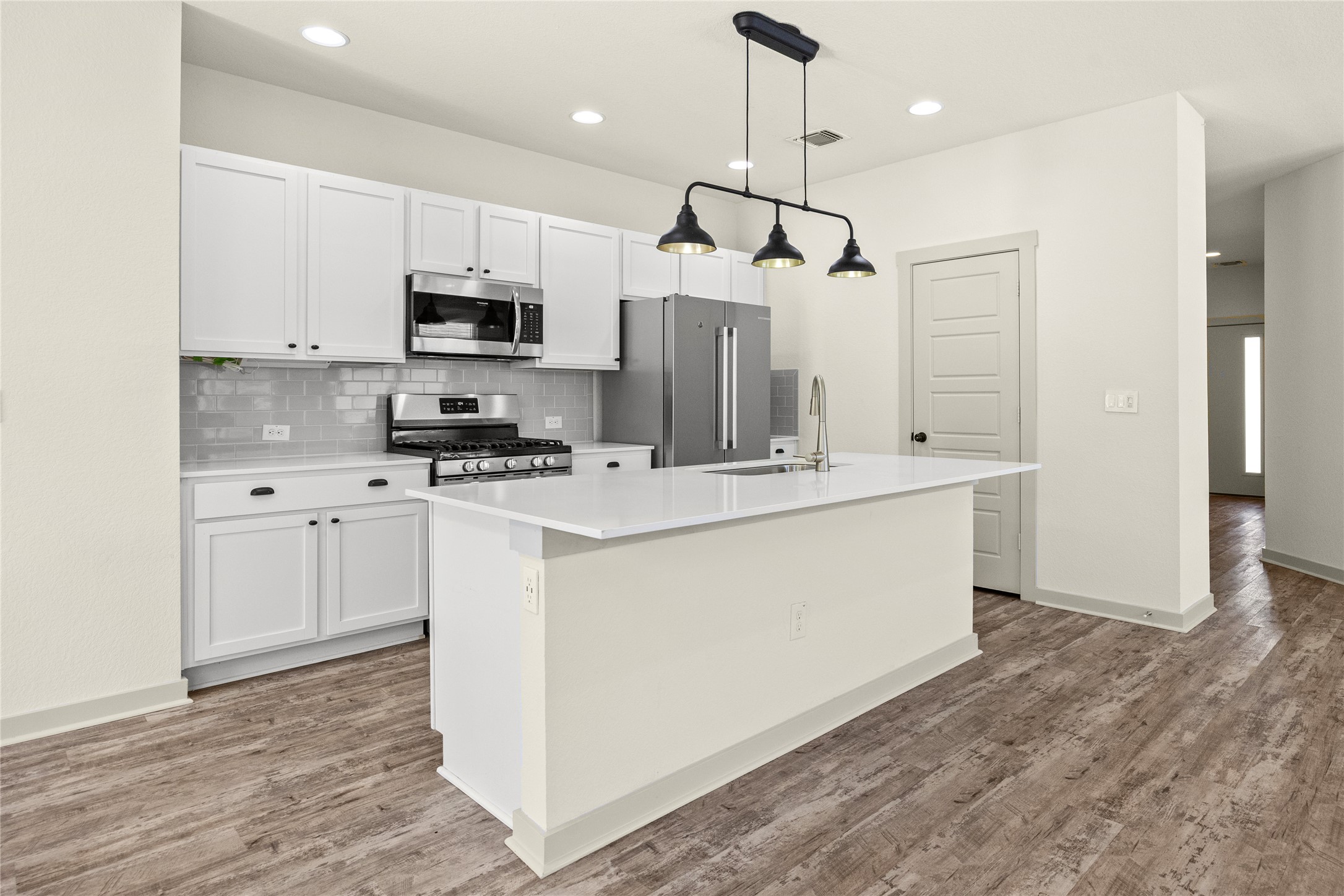 10307 Criswell Road Austin, TX 78754 - Photo 9 of 35 Gallery Image 9