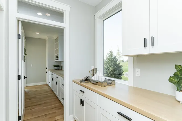 $1,327,000 | 2630 Scenic Point Drive Southwest, Rochester, MN 55902