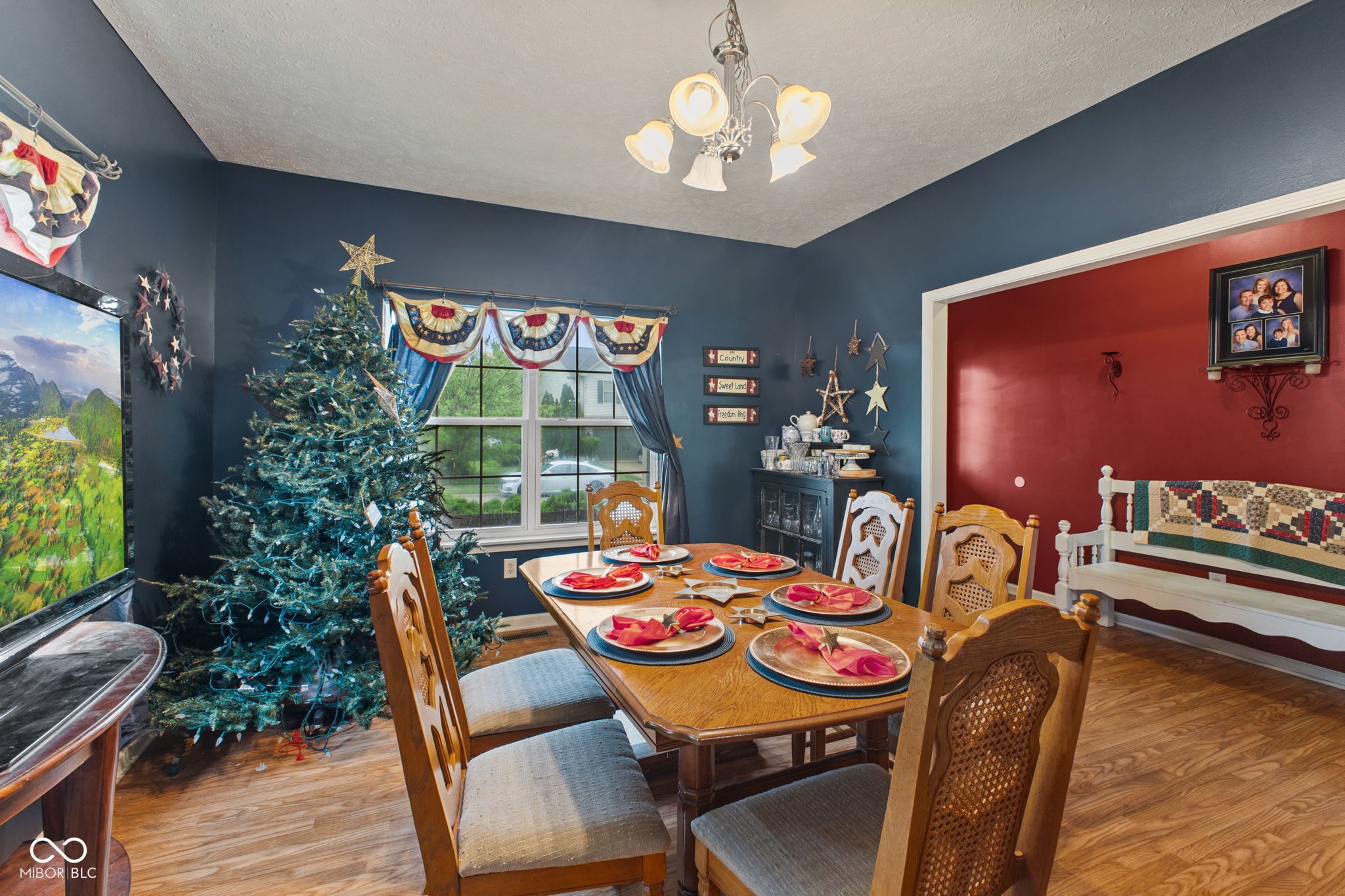 2845 Sleeping Ridge Way Indianapolis, IN 46217 - Photo 6 of 40 Gallery Image 6
