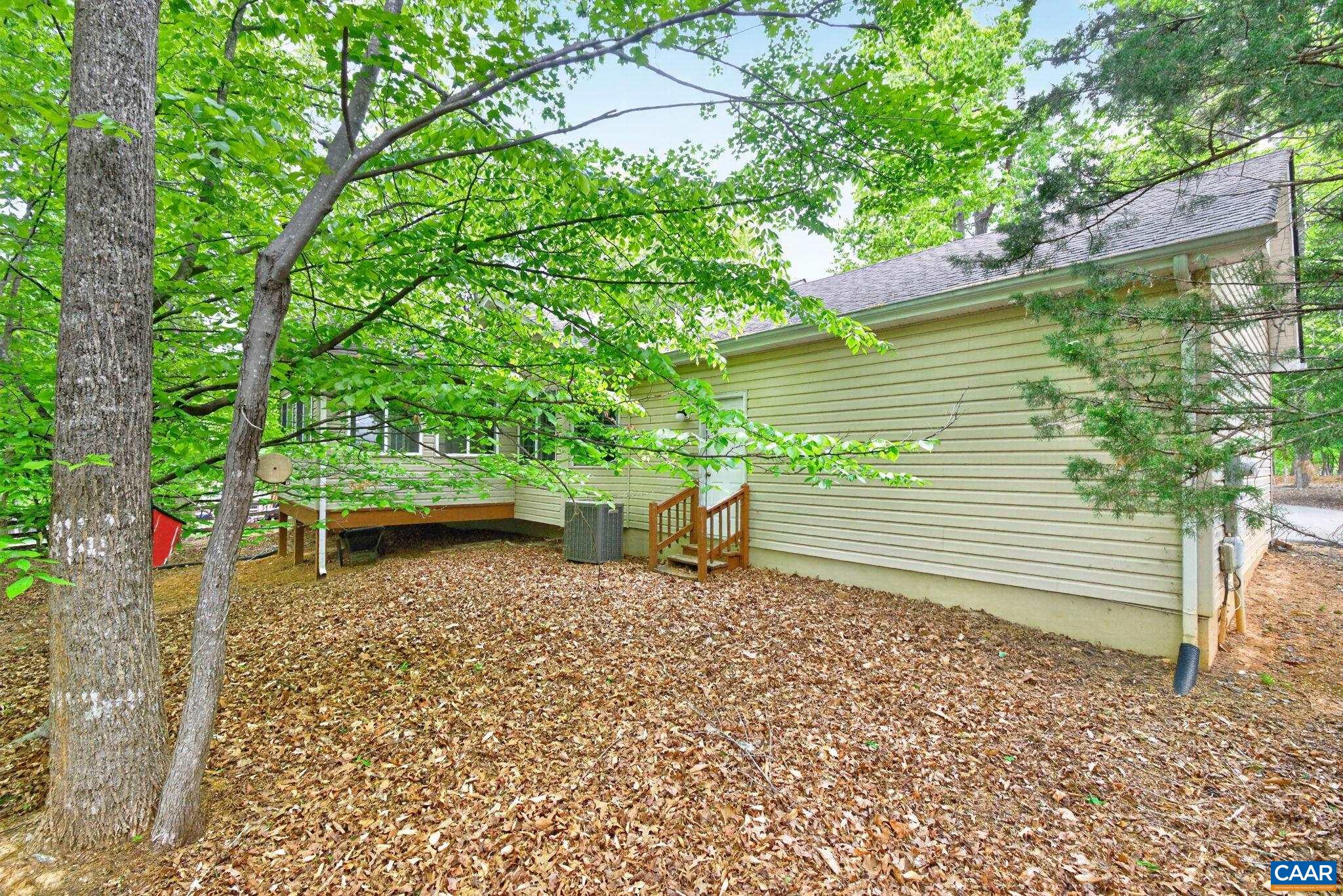 37 Laguna Road Palmyra, VA 22963 - Photo 40 of 44
