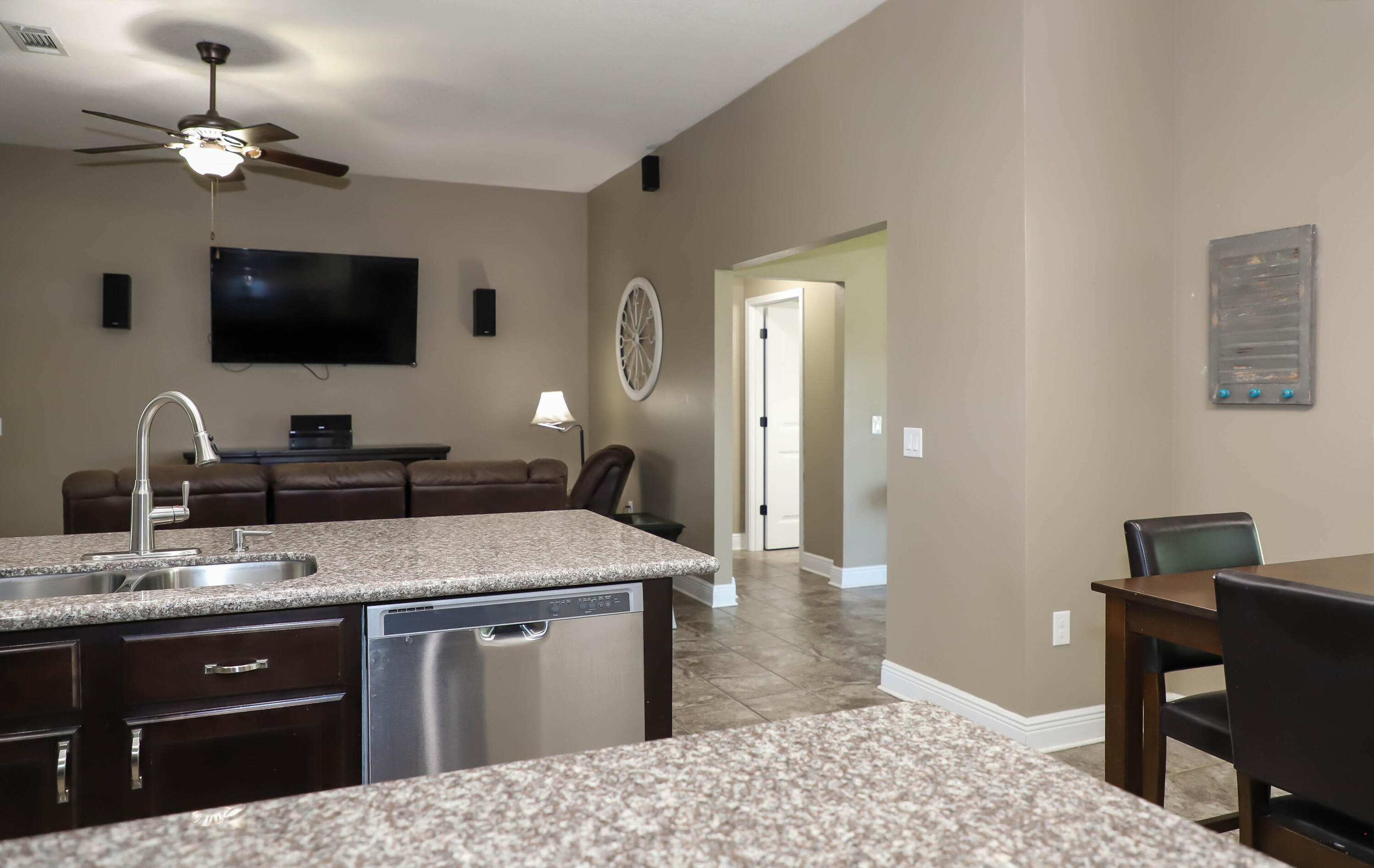 6624 Bryant Road Navarre, FL 32566 - Photo 11 of 50 Gallery Image 11