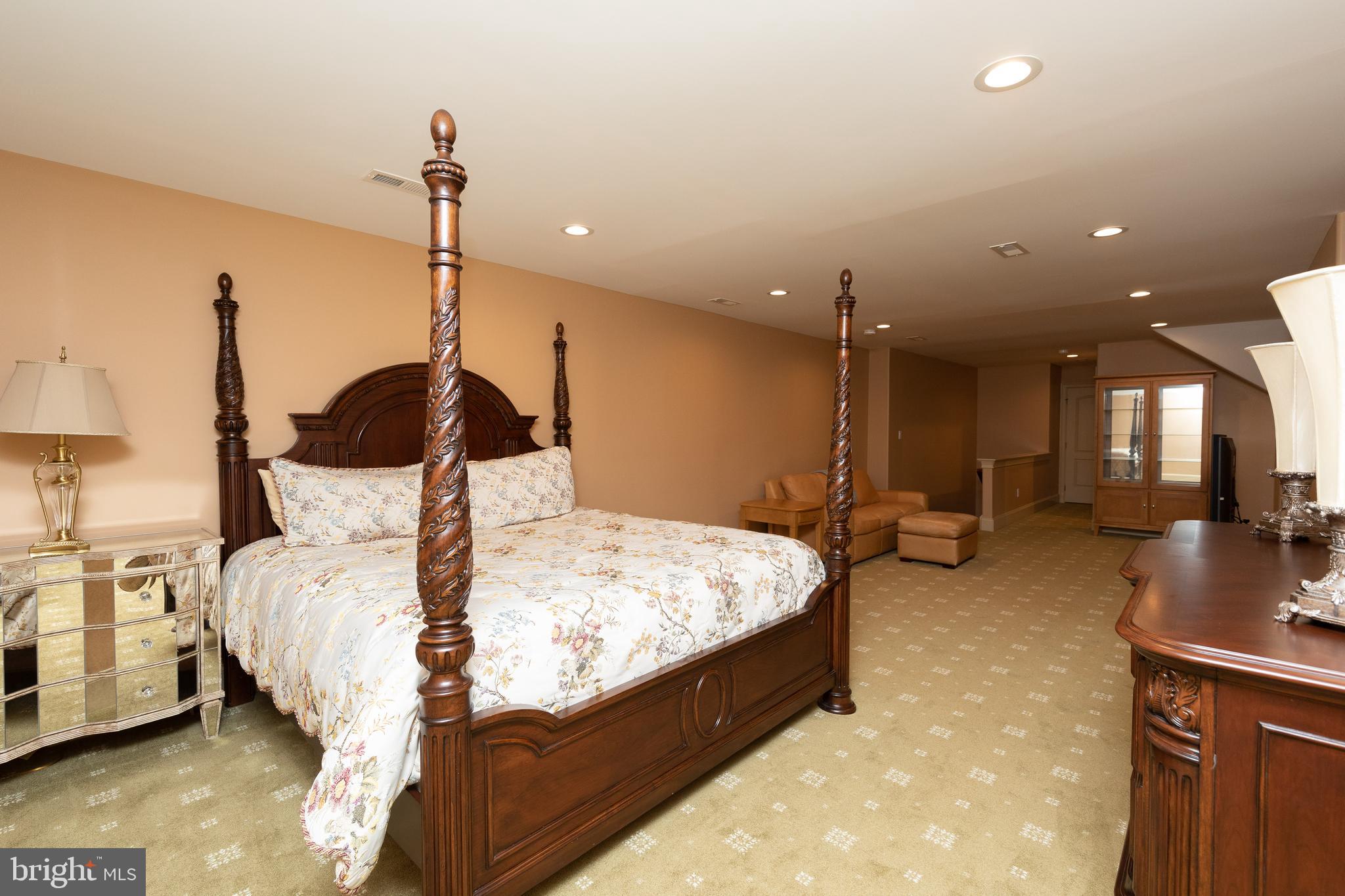 1011 Walton Road Blue Bell, PA 19422 - Photo 44 of 67 Third floor 5th bedroom