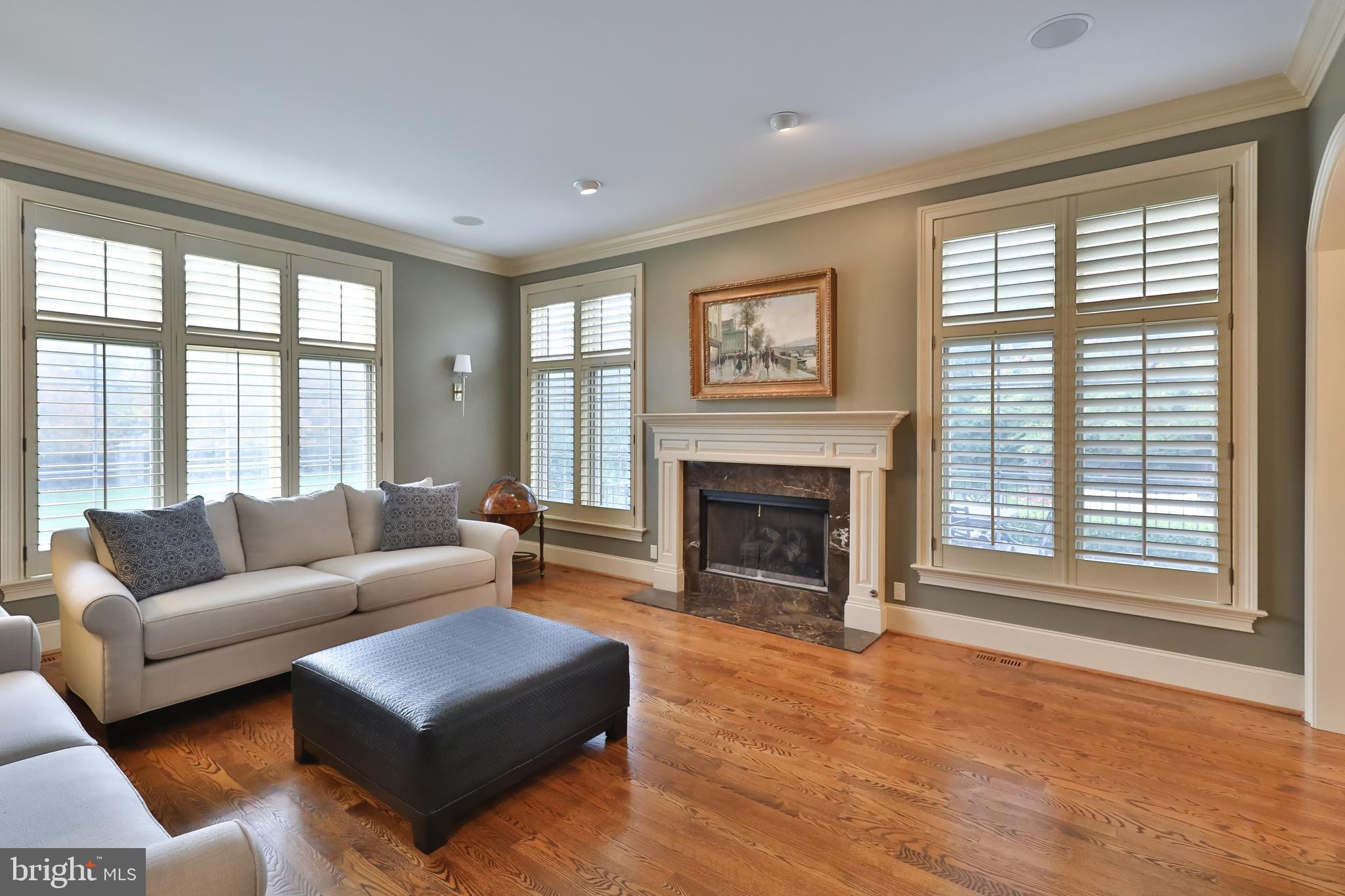 1011 Walton Road Blue Bell, PA 19422 - Photo 8 of 67 Bright Living room