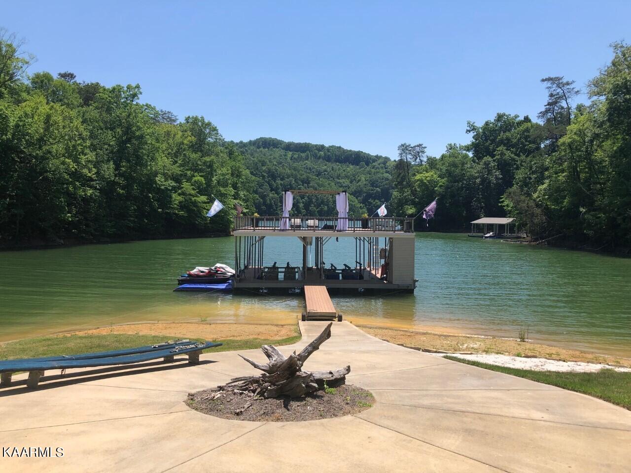 356 Bluff View Road New Tazewell, TN 37825 - Photo 5 of 24 Dock