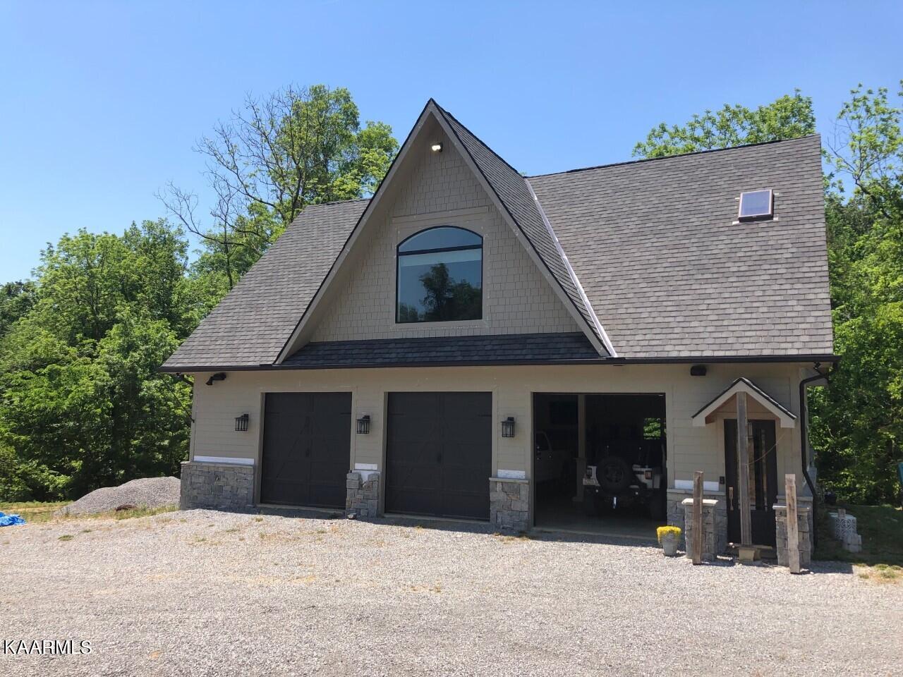 356 Bluff View Road New Tazewell, TN 37825 - Photo 9 of 24 Carriage House