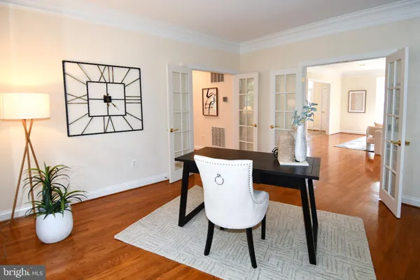 $1,494,900 | 4007 Wintersweet Court, Rockville, MD 20853