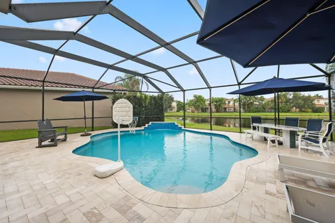 $899,900 | 8396 Calabria Lakes Drive, Boynton Beach, FL 33473