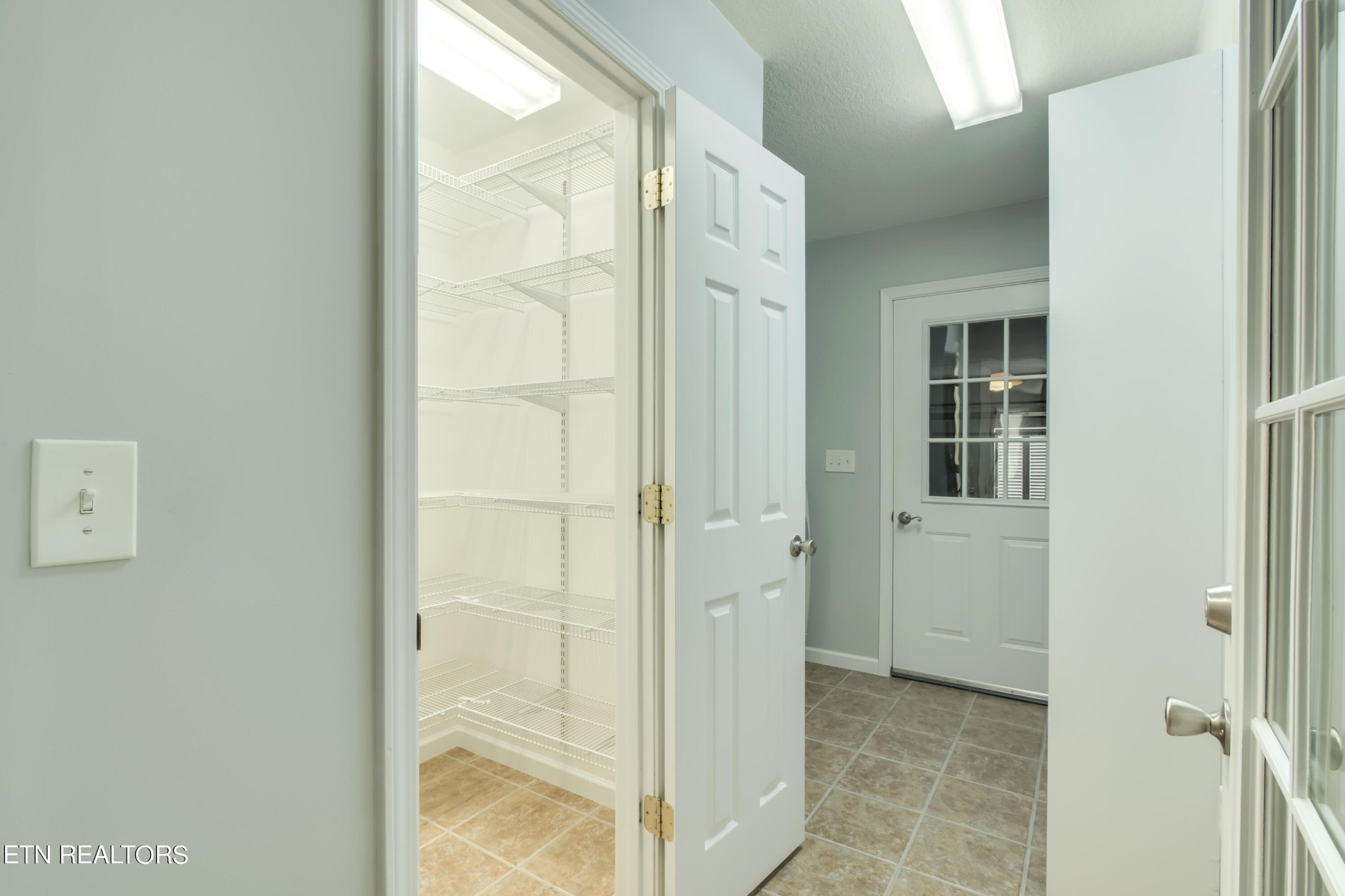 131 Country Way Road Vonore, TN 37885 - Photo 14 of 30 Gallery Image 14