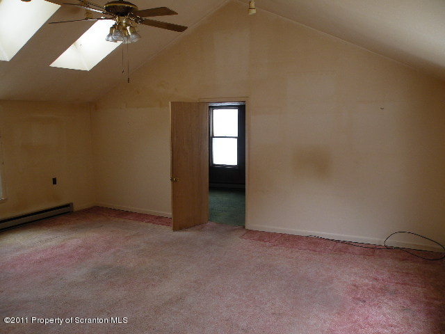 128 Peaceful Valley Road Clarks Summit, PA 18411 - Photo 2 of 8 Gallery Image 2