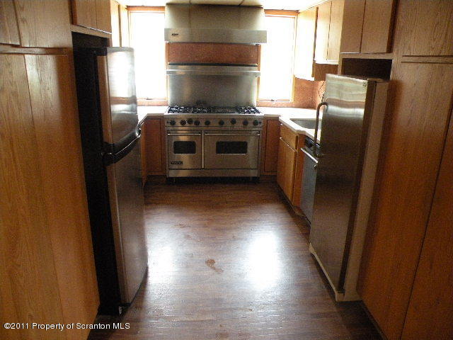 128 Peaceful Valley Road Clarks Summit, PA 18411 - Photo 4 of 8 Gallery Image 4