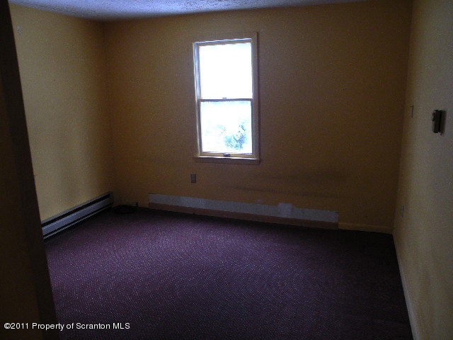 128 Peaceful Valley Road Clarks Summit, PA 18411 - Photo 7 of 8 Gallery Image 7