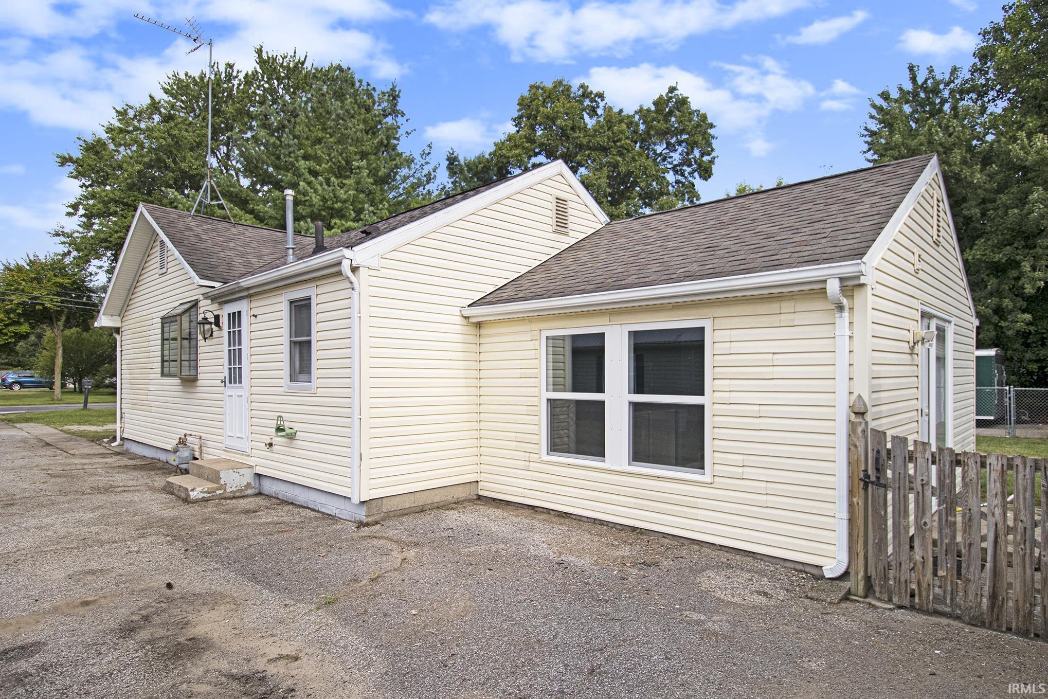 52826 Juniper Road South Bend, IN 46637 - Photo 27 of 29 Gallery Image 27